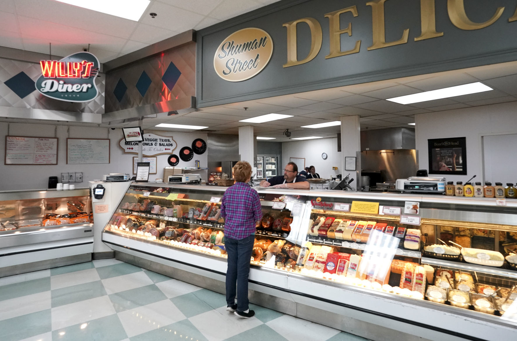 Grocery expansion comes to the burbs